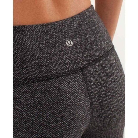 Lululemon Wunder Under Crop (Hi-Rise) 21" Heathered Herringbone Heathered Women' - Picture 2 of 9